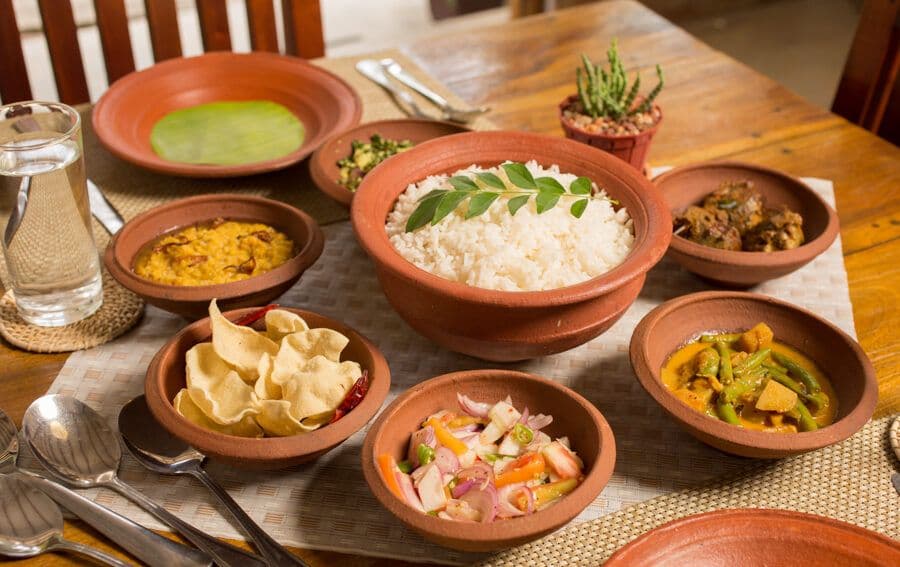 Budget Bites: Eating Deliciously for Under $10 a Day in Udawalawe